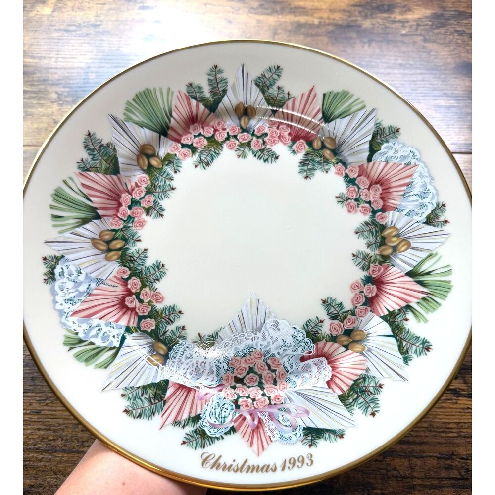 Vintage Lenox Christmas Plates Set Of 2 Colonial Wreath 1992 1993 Gold Trim